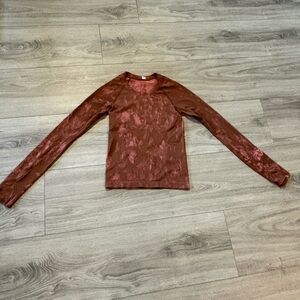 Lululemon Swiftly Tech Long Sleeve 2.0 Race Length